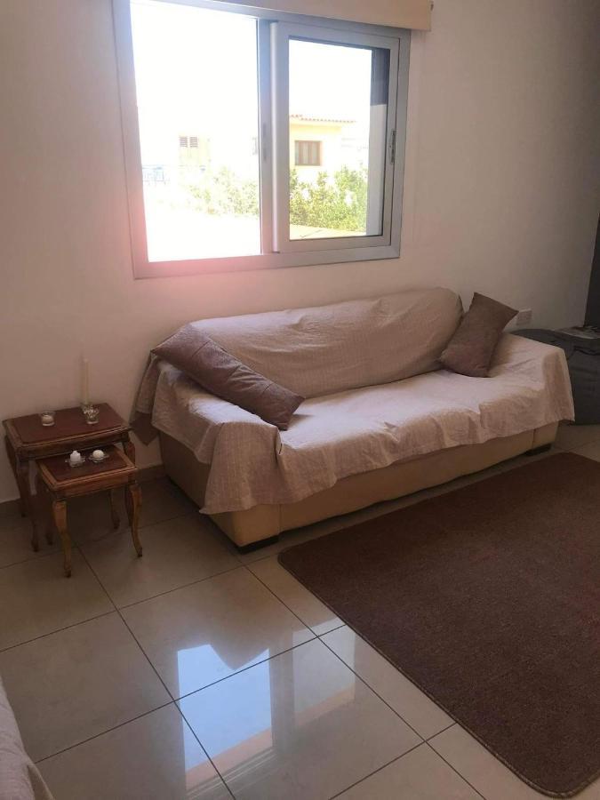 Andris Apartment Paralimni Exterior photo