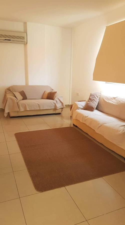 Andris Apartment Paralimni Exterior photo